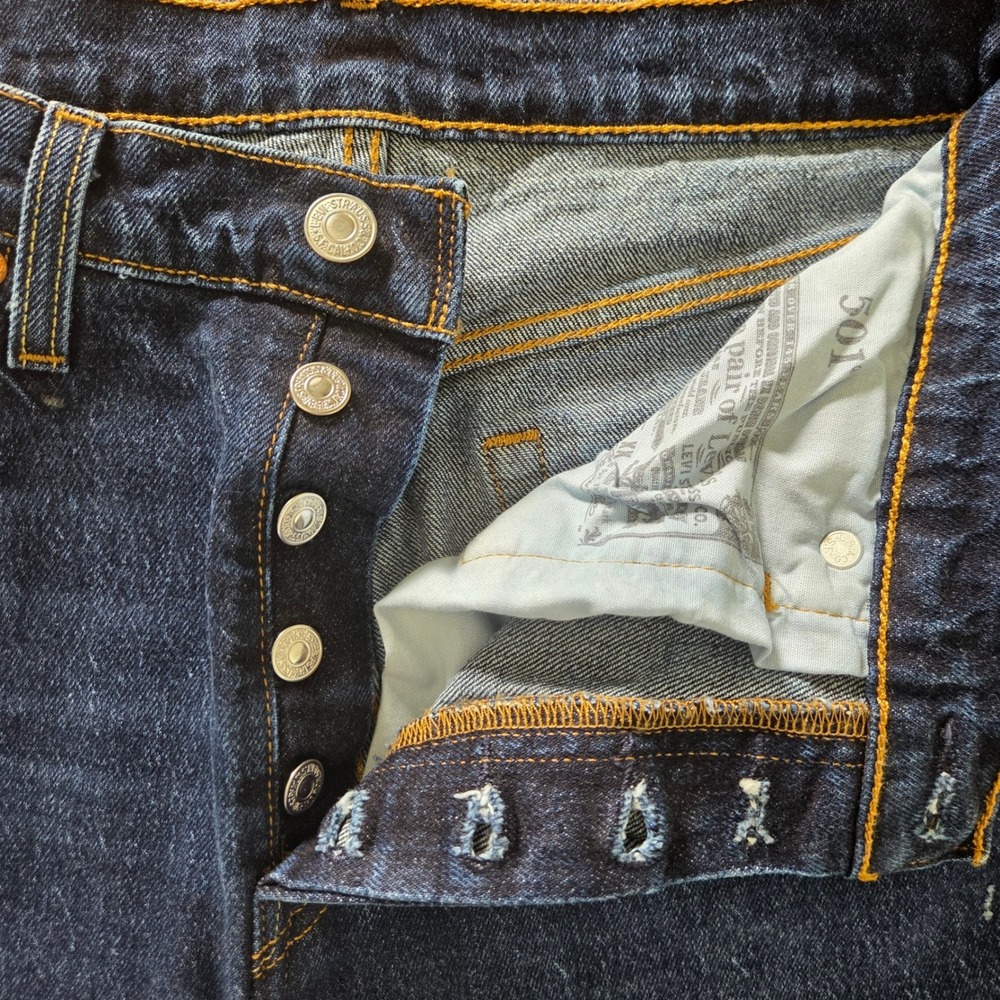 Levis 501 Crop Jeans W28 Button Fly Distressed‎ High Rise Dark Wash - Picture 5 of 10